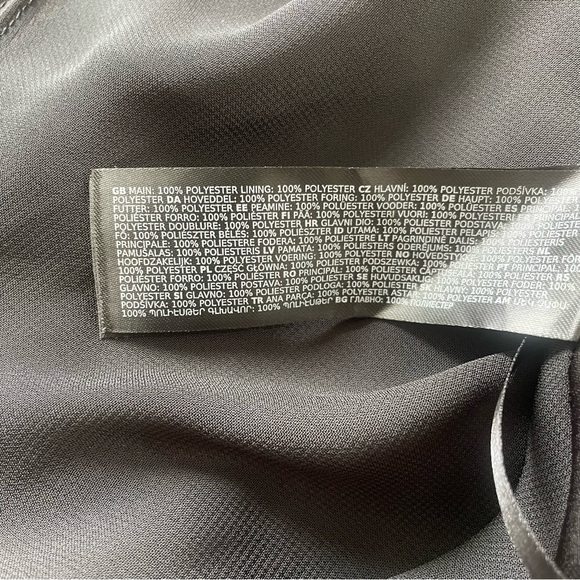 H&M | Size 8 - Flowy Black Satin Draped Neckline Tank Top - Picture 3 of 5